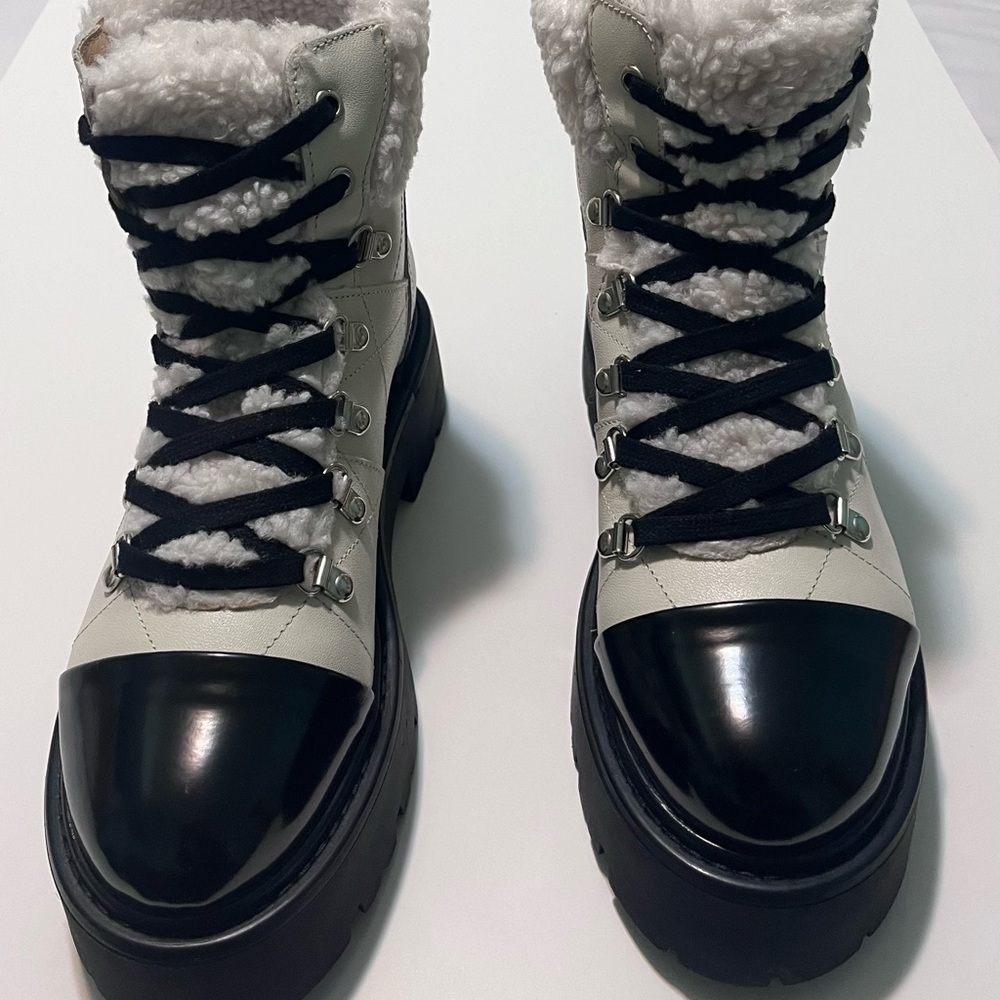 Brand New Steve Madden Black & White Boots